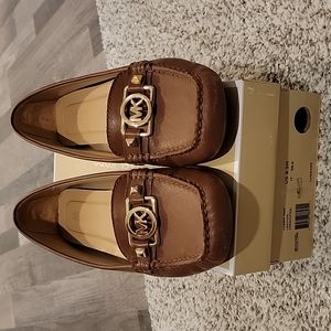 Michael Kors Charm Leather Moccasin 8.5